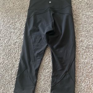 Lululemon crop leggings